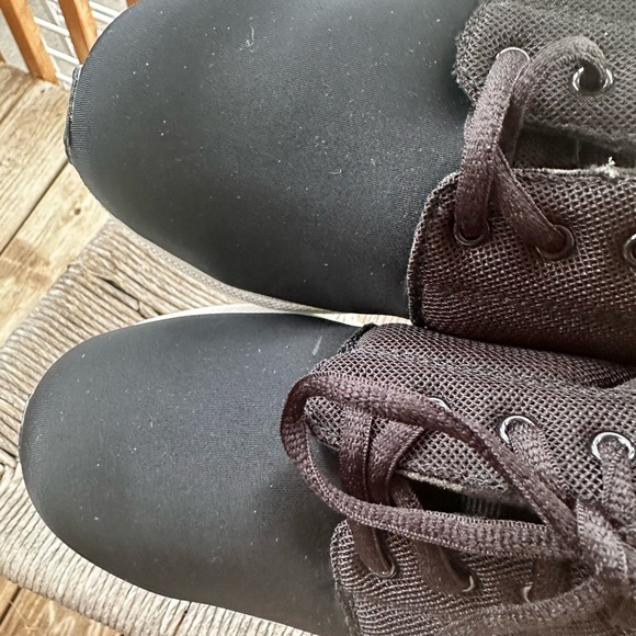 Drew Excel  women's black athletic lace up shoes size 7W - Picture 7 of 11